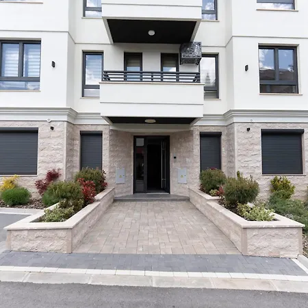 Nook Premium Zlatibor