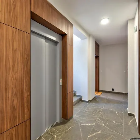 Nook Premium * Zlatibor