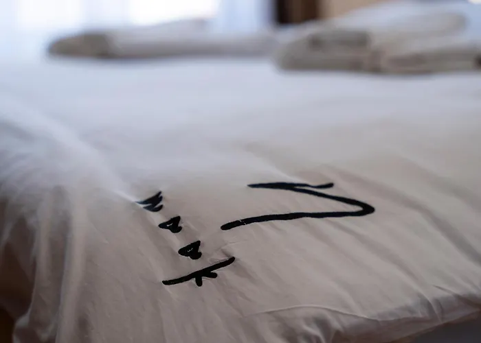 Nook Premium زلاتيبور