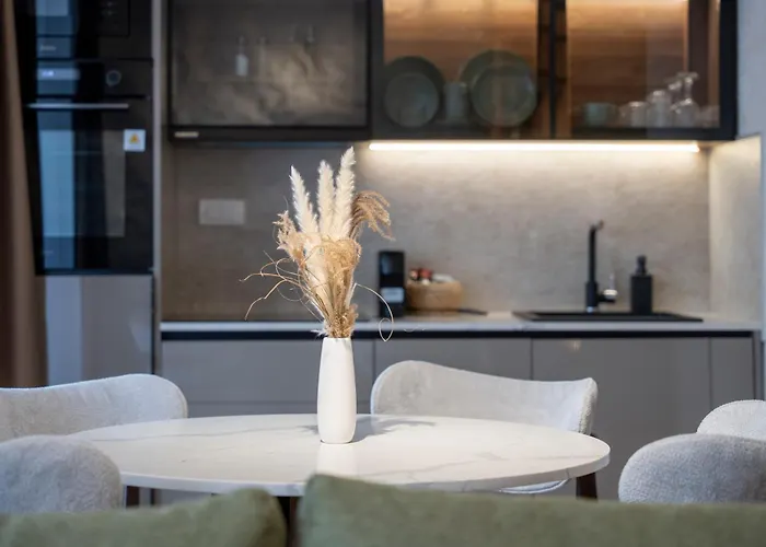 Nook Premium زلاتيبور